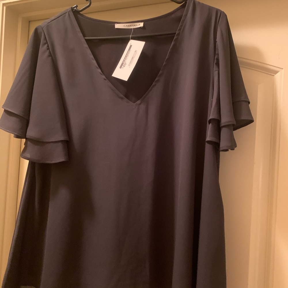Gray women’s flutter SS top